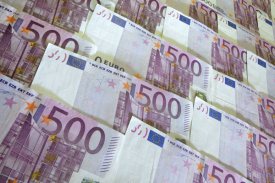 Купюра в 300 евро понравилась немцам Купюра в 300 евро понравилась немцам