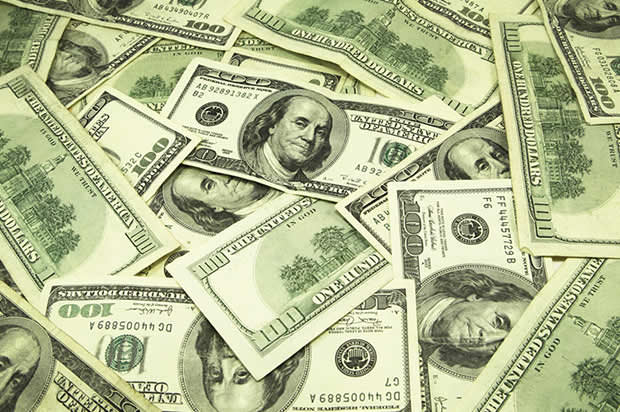 Правительство США напечатало 576 миллионов банкнот в августе 2014.