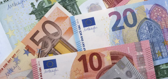 Еврокомиссия: пять стран ЕС не соответствуют критериям перехода на евро